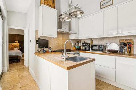 Chiswick Lane, W4 - FOR SALE