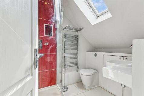 Braid Court, W4 - FOR SALE