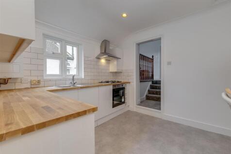 Devonshire Road, 140A-9.jpg