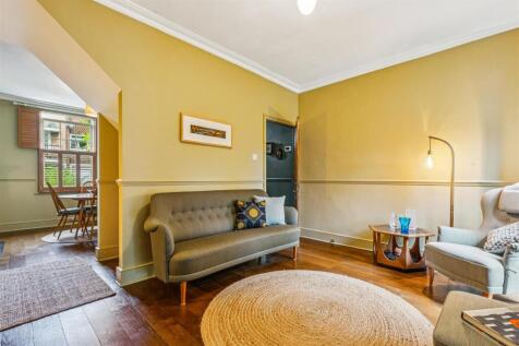 Spring Grove, W4 - FOR SALE