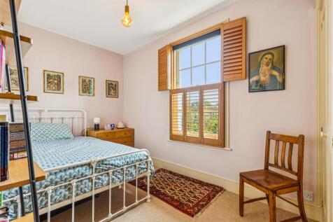 Spring Grove, W4 - FOR SALE