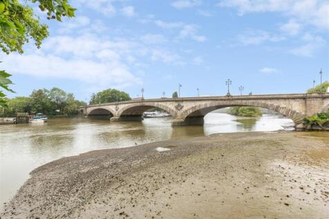 Spring Grove, W4 - FOR SALE