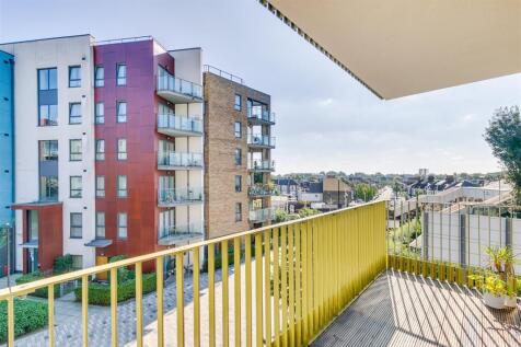 Alacia Gardens 11-13.jpg