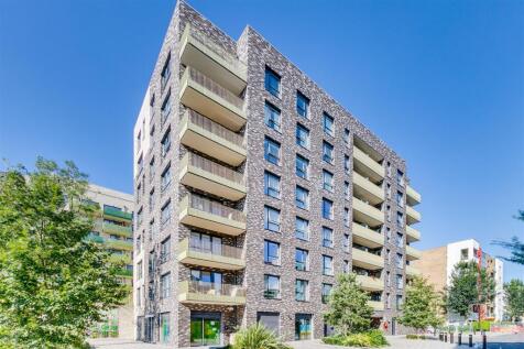 Alacia Gardens 11-16.jpg