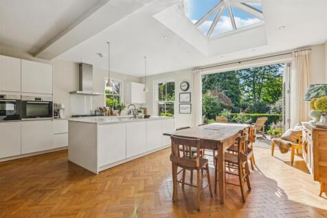 Wilmington Avenue, W4 - FOR SALE