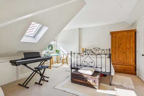 Wilmington Avenue, W4 - FOR SALE