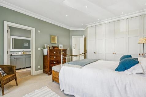 Wilmington Avenue, W4 - FOR SALE