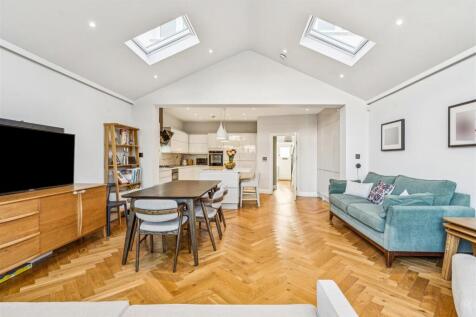 11 Edit Greenend.jpg