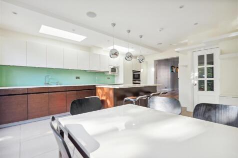 17 Kent Road W4 5EY-5.jpg