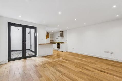 Chiswick Road - FOR SALE