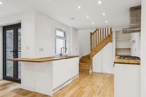 Chiswick Road - FOR SALE