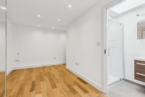 Chiswick Road - FOR SALE