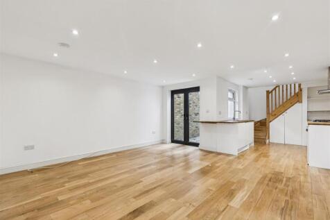 Chiswick Road - FOR SALE