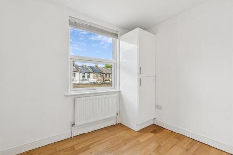 Chiswick Road - FOR SALE