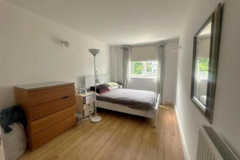 Youngs Ct, Bed 1