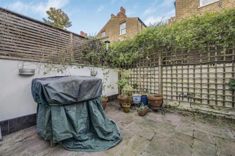 Garden, Macduff Road, Eden Harper SW11