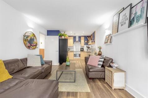 Reception, Drapers Court, Eden Harper SW11