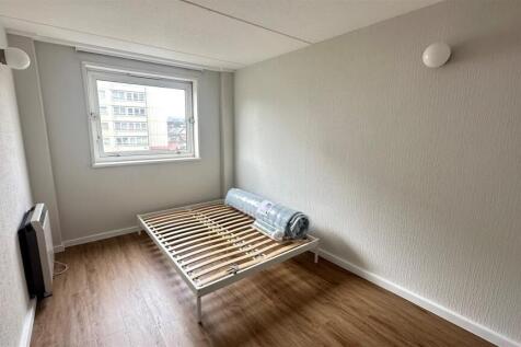 Park Ct, Bed 1.jpg