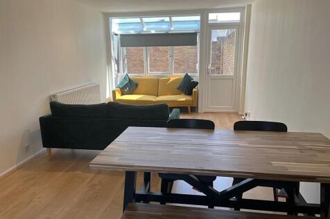 Reception, Coney Way, Eden Harper SW8