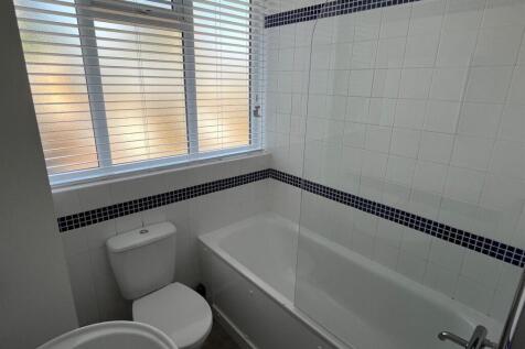 Bathroom, Coney Way, Eden Harper SW8