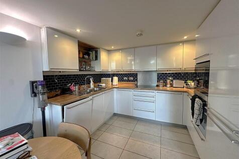 Kitchen, Kingsway Square, Battersea