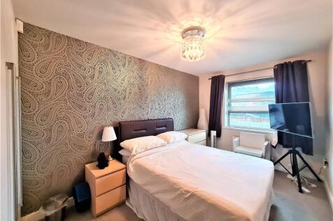 Bedroom 1, Merryfield Court, Battersea