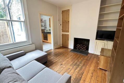 Stanley Grove, living room.jpg