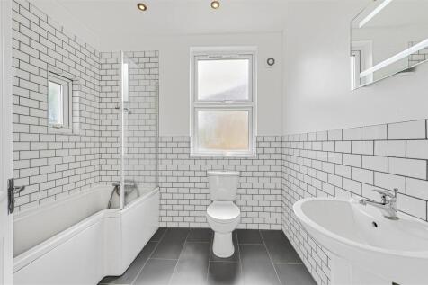 Bthroom, Bickersteth Road, Eden Harper SW17