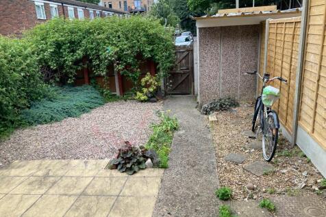 Garden, Gideon Road, Eden Harper SW11