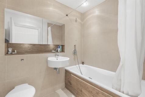 Bathroom, Great Hall, Eden Harper Battersea