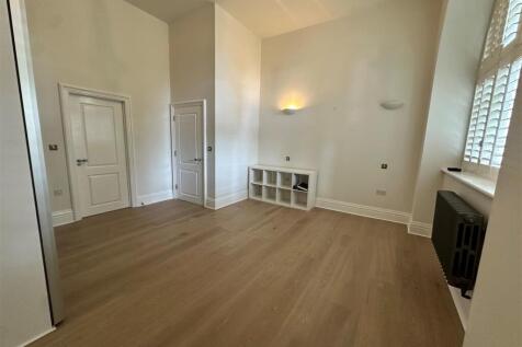 Master bedroom - EH