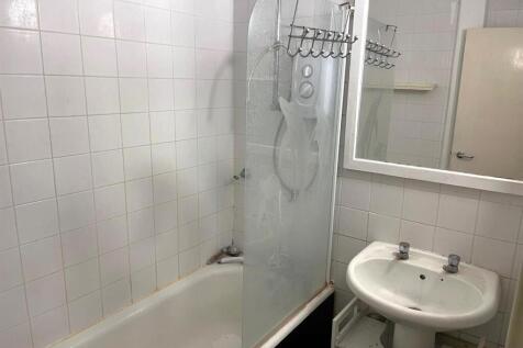 Bathroom, Lucas Court, Eden Harper SW11