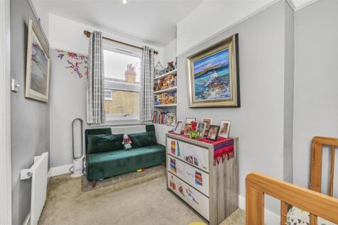 Bedroom 2, Battersea Park Road, Eden Harper SW11