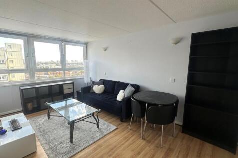 Connor Court, Living Room, EH.jpg