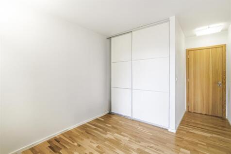 St. James Road - eden harper.jpg