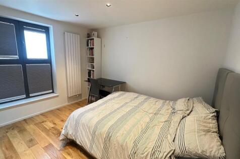 Oak terrace, bedroom