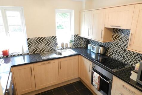 Belgrave Court SW8.jpg