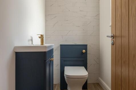 Cloakroom WC