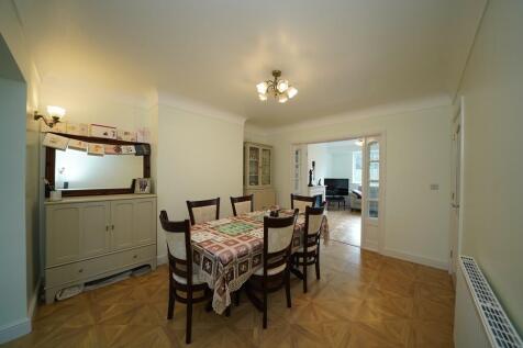 Dining room 1