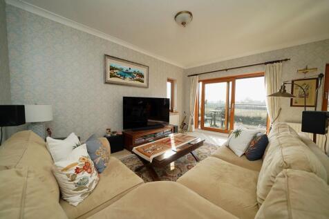Lounge/Bedroom 