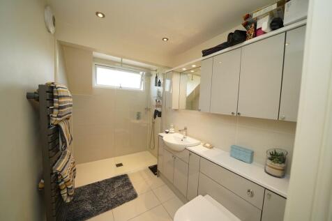 Master Ensuite