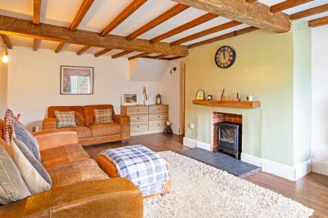 Living Room/Snug