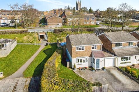 Aerial view from front 