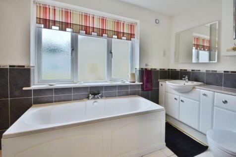 Ensuite to master