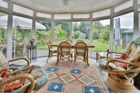 Garden room