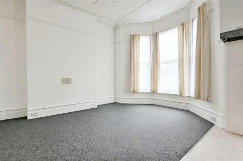 Living Room/Kitchen