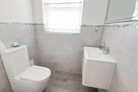 Cloakroom/Wc
