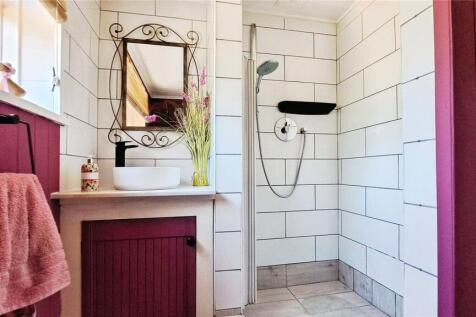 Shower Room/Wc