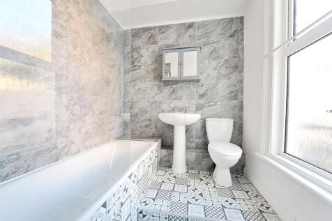 Bathroom/Wc
