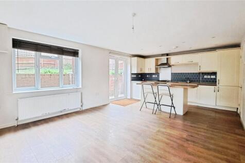 Living Room/Kitchen